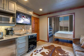 Westgate 3901 B by Moose Management